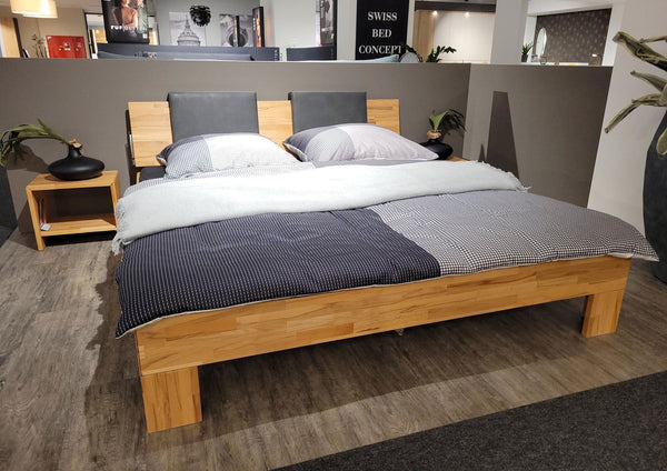 Bett Woodline